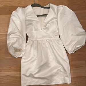 NWT Reformation dress mid-length with puffy sleeves